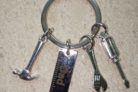 Brelok Wisiorek  "Warka" "Okocim" "Narzędzia"