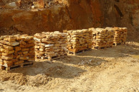 Kamień ogrodowy do ogrodu ogródka na skalniak