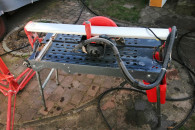 Przecinarka do płytek terakoty Rubi 200