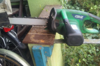 pila elktryczna do ciecia drewna