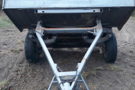 Przyczepka samochodowa z kiprem