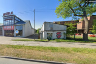 Budynek handlowo-usługowy w Sieradzu - P.O.W