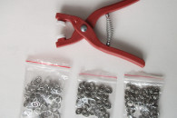 Zestaw Zatrzasków 50 szt ze Szczypcami Montażow