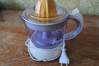 Sprzedam wyciskarkę Intertek