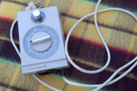 Regulowany wyłącznik czasowy - np.fotograficzny