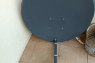 Duży talerz satelitarny