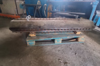 Głowica wytłaczarki do płyt