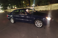 Mercedes E Klasa 2.7 CDI Automat Opłaty na rok