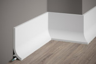 Zlecę montaż listew przypodłogowych