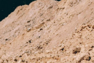 Przyjmę ziemię za darmo