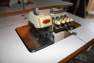 Maszyna do szycia, OWERLOK SIRUBA 4 nitkowy