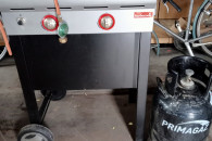 Grill gazowy dwupalnikowy