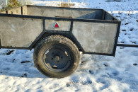 Przyczepka samochodowa