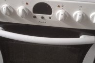 kuchenka gazowo-elktryczna 50 cm zadbana czyst