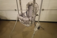 huśtawka dla dzieci stojąca