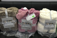 AKCJA!Koce z owczej wełny,200x230cm(wełny 30%)